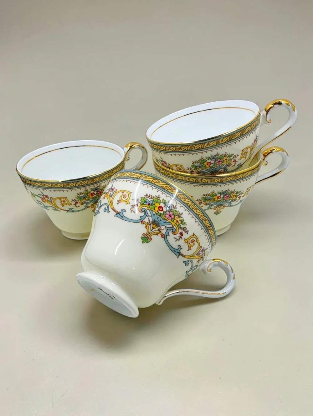 Aynsley Henley Pattern Teacup Set Of 4 Floral Motif England Green Backstamp